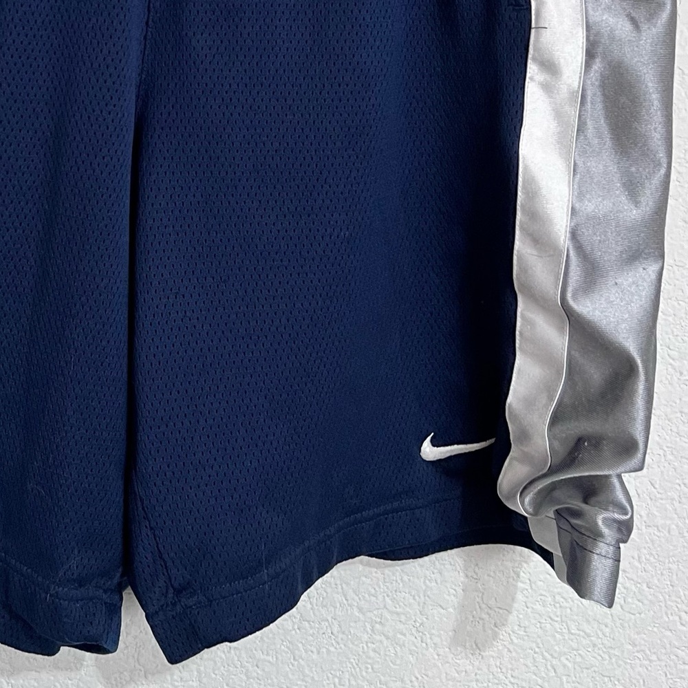 Nike Navy White Silver Side Stripe Lined Basketball Shorts Pockets XL - Picture 4 of 11